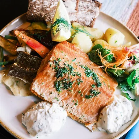 Bed & Breakfast Restaurang Sybarit Houtskar