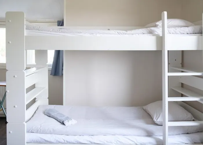 Restaurang Sybarit Bed & Breakfast *